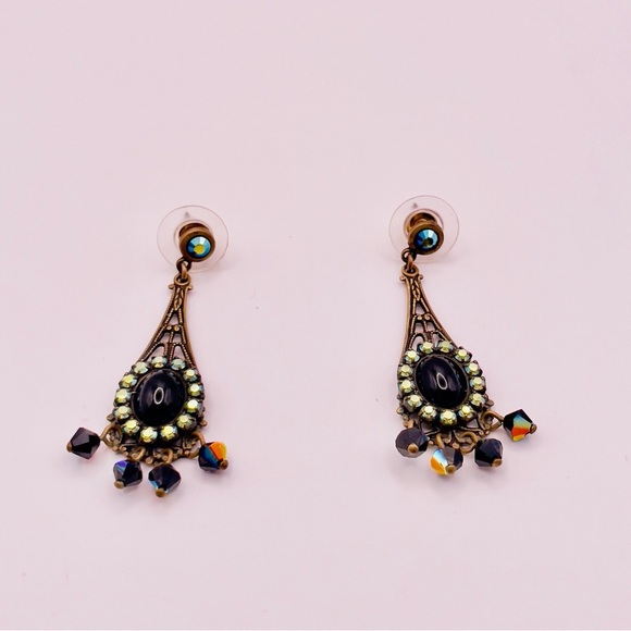 Vintage Black Crystal Dangle Earrings with Filigree & Rhinestones - Picture 5 of 7